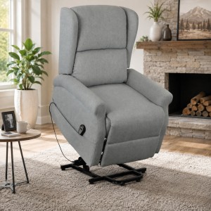 Vista ambientata Poltrona relax in Tessuto colore Grigio Chiaro elettrica alzaperosna imbottita con poggiapiedi modello Barcellona Totò Piccinni