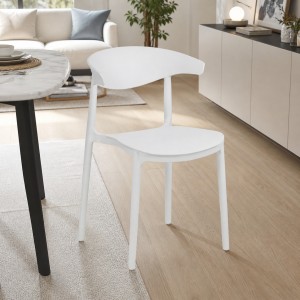Vista ambientata Sedia in Polipropilene colore Bianco design impilabile resistente ai raggi UV modello Spider Totò Piccinni